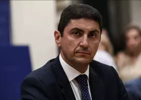 Αυγενάκης για ΚΑΠ: «Πληρώνουμε» τις υπερβολές Πρασίνων και Σοσιαλιστών