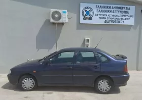 Στα χέρια της ΕΛΑΣ διακινητής με 3 μη νόμιμους μετανάστες