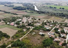Δίλοφος Έβρου: Ζευγάρι μετακόμισε από τη Θεσσαλονίκη σε ένα χωριό 30 κατοίκων – «Πρέπει να πάρουμε τον τόπο μας στα χέρια μας, να “γεννηθεί” ξανά»