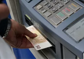 Δώρο Πάσχα 2026: Ποιοι εργαζόμενοι θα δουν λιγότερα χρήματα