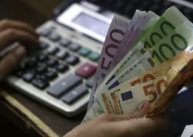 Ο «χάρτης» των πληρωμών από e-ΕΦΚΑ και ΔΥΠΑ έως τις 2 Ιανουαρίου