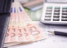 Νέα ευκαιρία για τις φορολογικές διαφορές - Εξώδικη επίλυση με «κούρεμα» προστίμων έως 75%