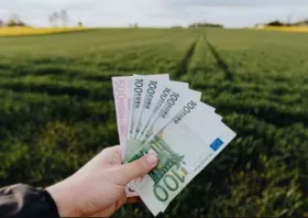 Επιπλέον πληρωμές 487,9 εκατ. ευρώ από ΟΠΕΚΕΠΕ και ΕΛΓΑ