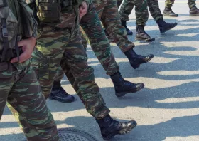 Ένοπλες Δυνάμεις: Αλλαγές στη θητεία, αυξήσεις στα στελέχη