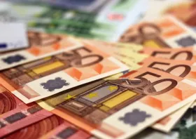 Επίδομα 250 ευρώ: Ποιοι θα το λάβουν τον Νοέμβριο, ποιοι το χάνουν