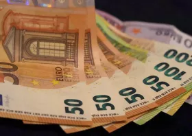 Σε εκτροχιασμό  το ιδιωτικό χρέος