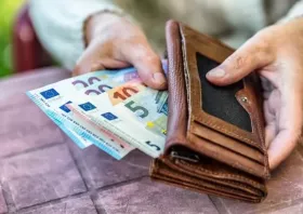Φορολοταρία Νοεμβρίου: Έγινε η κλήρωση – Δείτε αν κερδίσατε 50.000 ευρώ