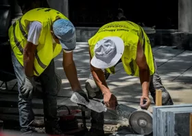Η ΓΣΕΕ καλεί τους εργαζόμενους να καταγγέλλουν παραβάσεις της παύσης εργασιών