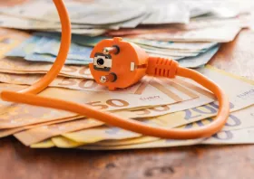 Ρεύμα: Μεγάλη αλλαγή στα τιμολόγια από 1η Αυγούστου – Τι πρέπει να γνωρίζετε 