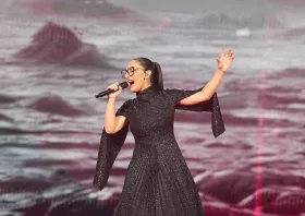 Eurovision: Στον τελικό προκρίθηκε η Κλαυδία με την «Αστερομάτα»