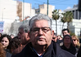 Δ. Κουτσούμπας για Τέμπη: «Η πραγματική δικαίωση των νεκρών μας πρέπει να φτάσει μέχρι τέλους»