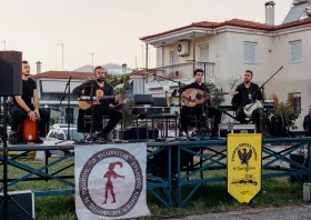 Κρήτη και Πόντος συναντήθηκαν μουσικοχορευτικά στην Κομοτηνή – ΕΙΚΟΝΕΣ & ΒΙΝΤΕΟ