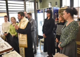 Βασιλόπιτα έκοψαν οι κατασκηνώσεις της Μητρόπολης Μαρωνείας & Κομοτηνής