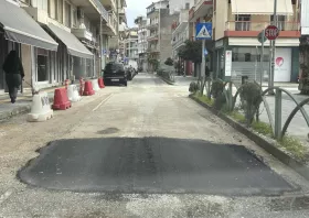 Ν. Ζωίδη: Μπαλώθηκε η λακκούβα που προκαλούσε προβλήματα