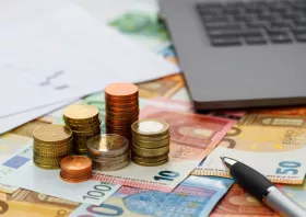 «Ραβασάκια» από ΕΦΚΑ σε 200.000 επαγγελματίες