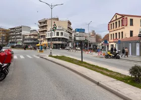 Έκλεισε η οδός Ορφέως για τη διευκόλυνση του καταναλωτικού κοινού
