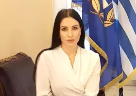 Από την παρακμή των θεσμών στην ερήμωση της περιφέρειας