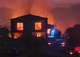 Δύο νεκροί και ανυπολόγιστες καταστροφές σε σπίτια