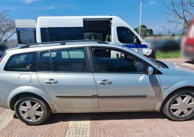 Στα χέρια της αστυνομίας διακινητής 11 μη νόμιμων μεταναστών στη Ροδόπη