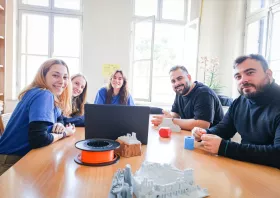 Κομοτηνή: Εξατομικευμένα βοηθήματα για ΑμεΑ από 3D εκτυπωτή