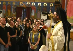 Θεία Λειτουργία για υποψήφιους Πανελλαδικών Εξετάσεων