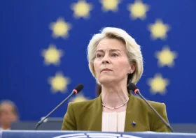 Ούρσουλα φον ντερ Λάιεν για την κατάσταση της Ένωσης: «Η Ευρώπη βρίσκεται σε μια μάχη»