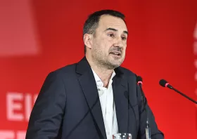 Νέα Αριστερά: Παραιτήθηκε ο Χαρίτσης – Προσωρινός πρόεδρος ο Σακελλαρίδης