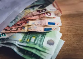 Ξεκινούν οι πληρωμές συντάξεων και επιδομάτων Φεβρουαρίου