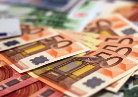 Επίδομα 100 ευρώ για το Πρόγραμμα Συμπερίληψη: Στους λογαριασμούς 80.000 υπαλλήλων από σήμερα (01/09)