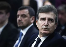 Μ. Χρυσοχοΐδης: Εγκατάσταση αστυνομικών στους καταυλισμούς Ρομά