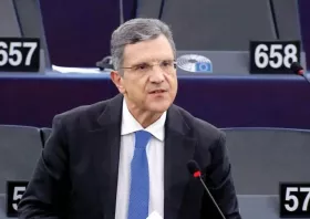 Ευρωπαϊκό παρατηρητήριο για τη στεγαστική  κρίση ζητά από  την Κομισιόν ο Γ. Αυτιάς