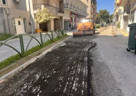 Κομοτηνή: Ξεκίνησαν οι προγραμματισμένες  ασφαλτοστρώσεις του Δήμου-ΒΙΝΤΕΟ