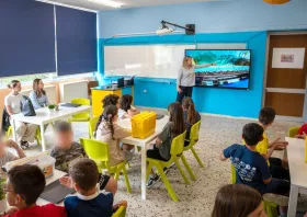 Το «Μαζί για το Παιδί» εξόπλισε  56 σχολεία στη Θράκη