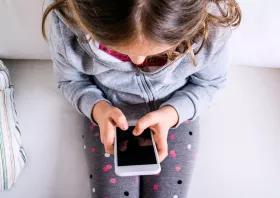 Σε λειτουργία το «Safe Youth»,  το panic button για τους νέους