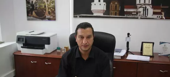 Προς παύση ο δήμαρχος Ιάσμου Οντέρ Μουμίν; Προς παύση ο δήμαρχος Ιάσμου Οντέρ Μουμίν;