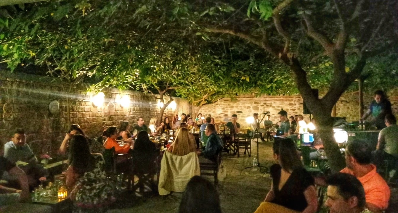 Αλλαγή εποχής για το αγαπημένο cafe-bar «Gecko» καθώς πωλείται | xronos.gr