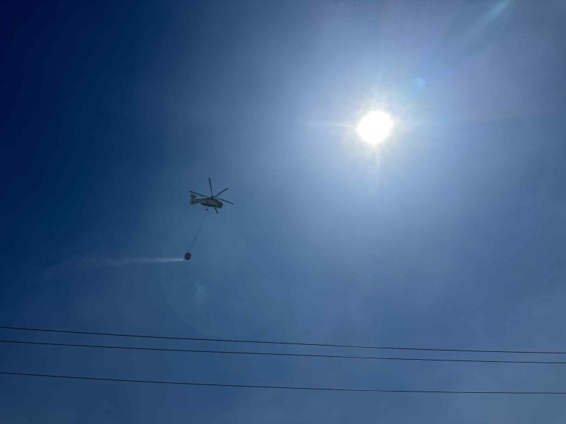 Φωτιά Κομοτηνή, εναέρια μέσα ενισχύουν τις προσπάθειες κατάσβεσης