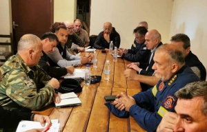 Πάνω από 10.000 στρέμματα έχουν καεί, τουλάχιστον δύο τραυματισμοί Πάνω από 10.000 στρέμματα έχουν καεί, τουλάχιστον δύο τραυματισμοί