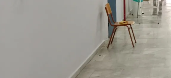 Ο Στρατός έβαψε το Μουσικό Σχολείο Κομοτηνής